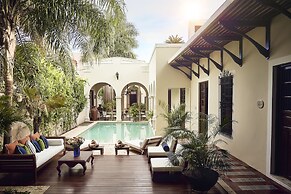 Casa Lecanda Boutique Hotel