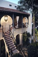 Casa Lecanda Boutique Hotel