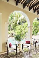 Casa Lecanda Boutique Hotel