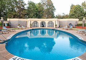 Muthu Sovereign Suites & Spa, Limuru Road, Nairobi