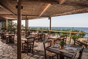 Peninsula Resort & Spa - All Inclusive