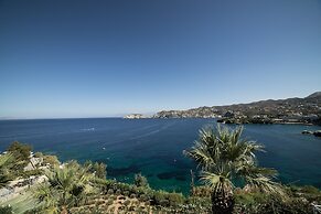 Peninsula Resort & Spa - All Inclusive