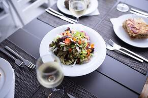 Peninsula Resort & Spa - All Inclusive