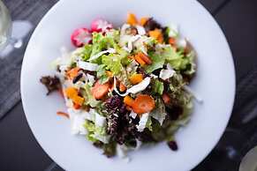 Peninsula Resort & Spa - All Inclusive