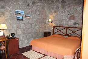 Hotel Rural Fonda de la Tea