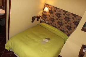 Hotel Rural Fonda de la Tea