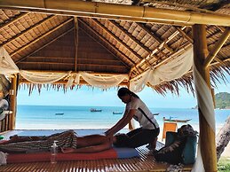 Phuwadee Resort & Spa