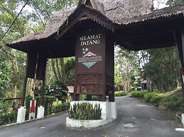 Kampung Tok Senik Resort