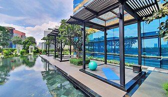 Grande Centre Point Hotel Terminal 21