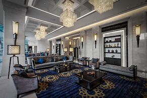 Grande Centre Point Hotel Terminal 21