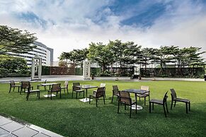 Grande Centre Point Hotel Terminal 21