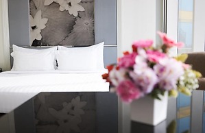 Grande Centre Point Hotel Terminal 21