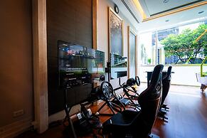 Grande Centre Point Hotel Terminal 21