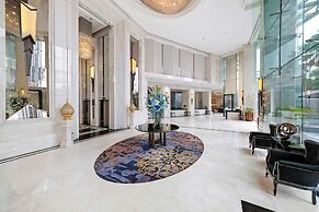 Grande Centre Point Hotel Terminal 21