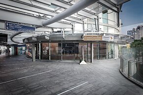 Grande Centre Point Hotel Terminal 21