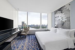 Grande Centre Point Hotel Terminal 21