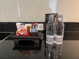 Grande Centre Point Hotel Terminal 21