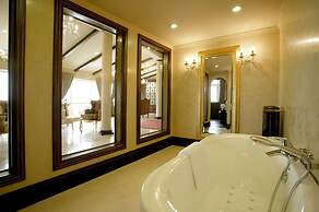 Arena Regia Hotel & Spa