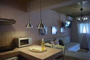 Simatos Apartments and Studios