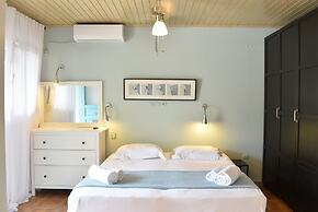 Simatos Apartments and Studios