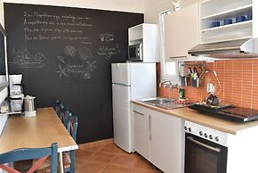 Simatos Apartments and Studios