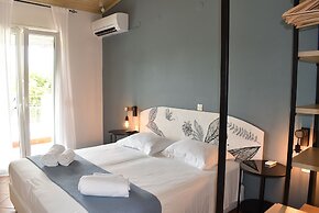 Simatos Apartments and Studios