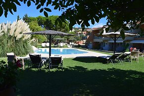 Simatos Apartments and Studios