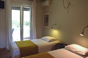 Simatos Apartments and Studios