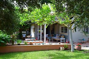 Simatos Apartments and Studios