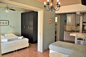 Simatos Apartments and Studios