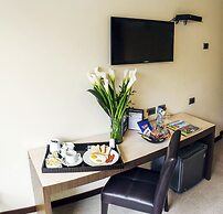 Sm Hotel And Business