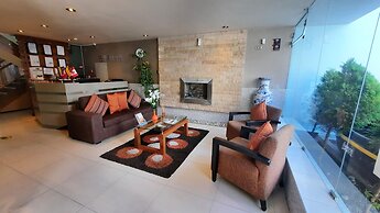 Sm Hotel And Business