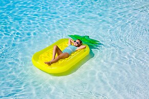 The Grove Resort & Water Park Orlando