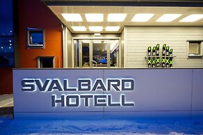 Svalbard Hotell - Polfareren