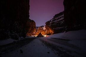 Svalbard Hotell - Polfareren