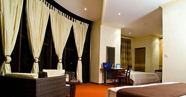 Gold Leaf Hotel