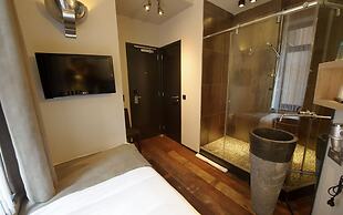 Saint Gery Boutique Hotel