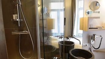 Saint Gery Boutique Hotel