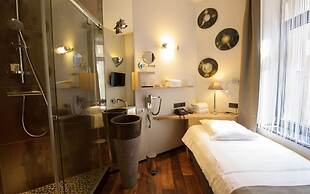 Saint Gery Boutique Hotel