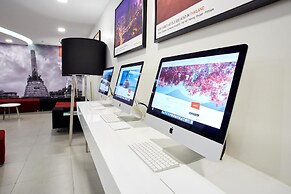 Red Planet Manila Malate Mabini