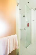 Red Planet Manila Malate Mabini