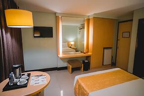 Manila Grand Opera Hotel