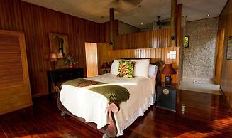 Namale Resort and Spa - Adults Only