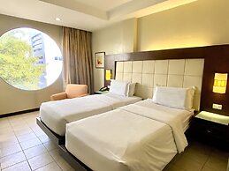 Circle Inn - Hotel & Suites