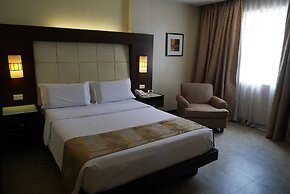 Circle Inn - Hotel & Suites