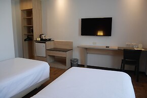 Circle Inn - Hotel & Suites