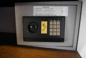 Circle Inn - Hotel & Suites