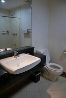 Circle Inn - Hotel & Suites