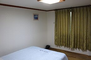 Hotel Parkwood Incheon Airport