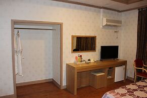 Hotel Parkwood Incheon Airport